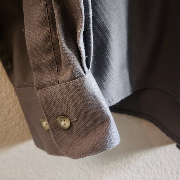 Yves Saint Laurent Shirt Mens Large Button Up Dress Wrinkle Resistant Pocket - Picture 3 of 8